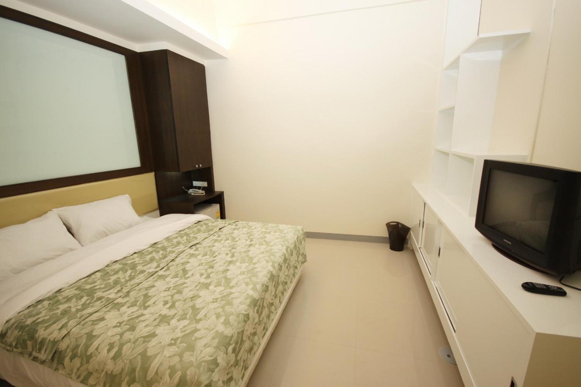 Khách sạn Nine Place Sukhumvit 40 3*