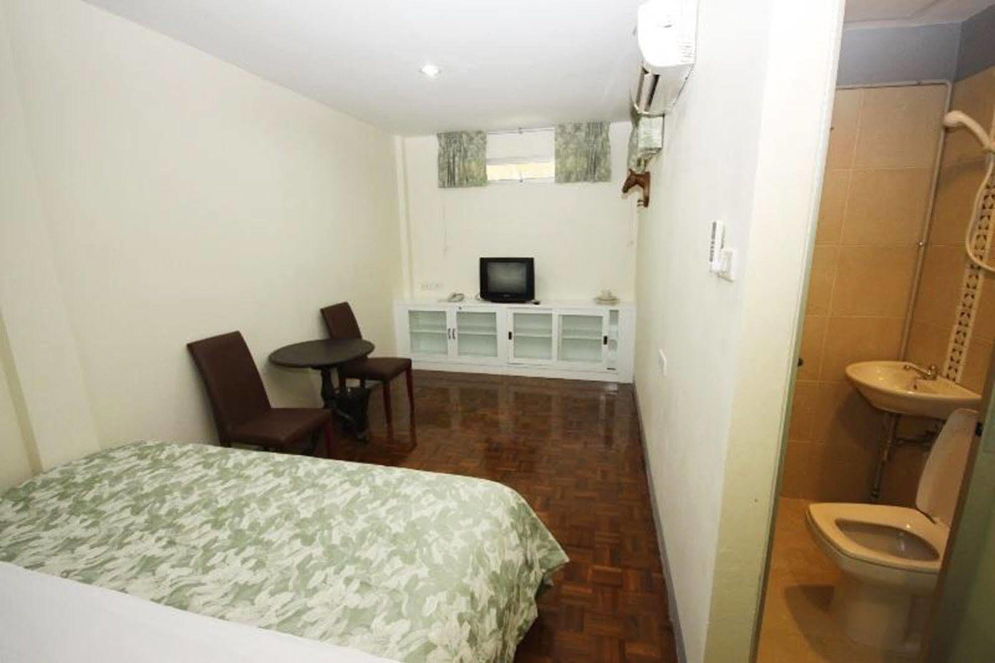 Nine Place Sukhumvit 40 Khách sạn Bangkok
